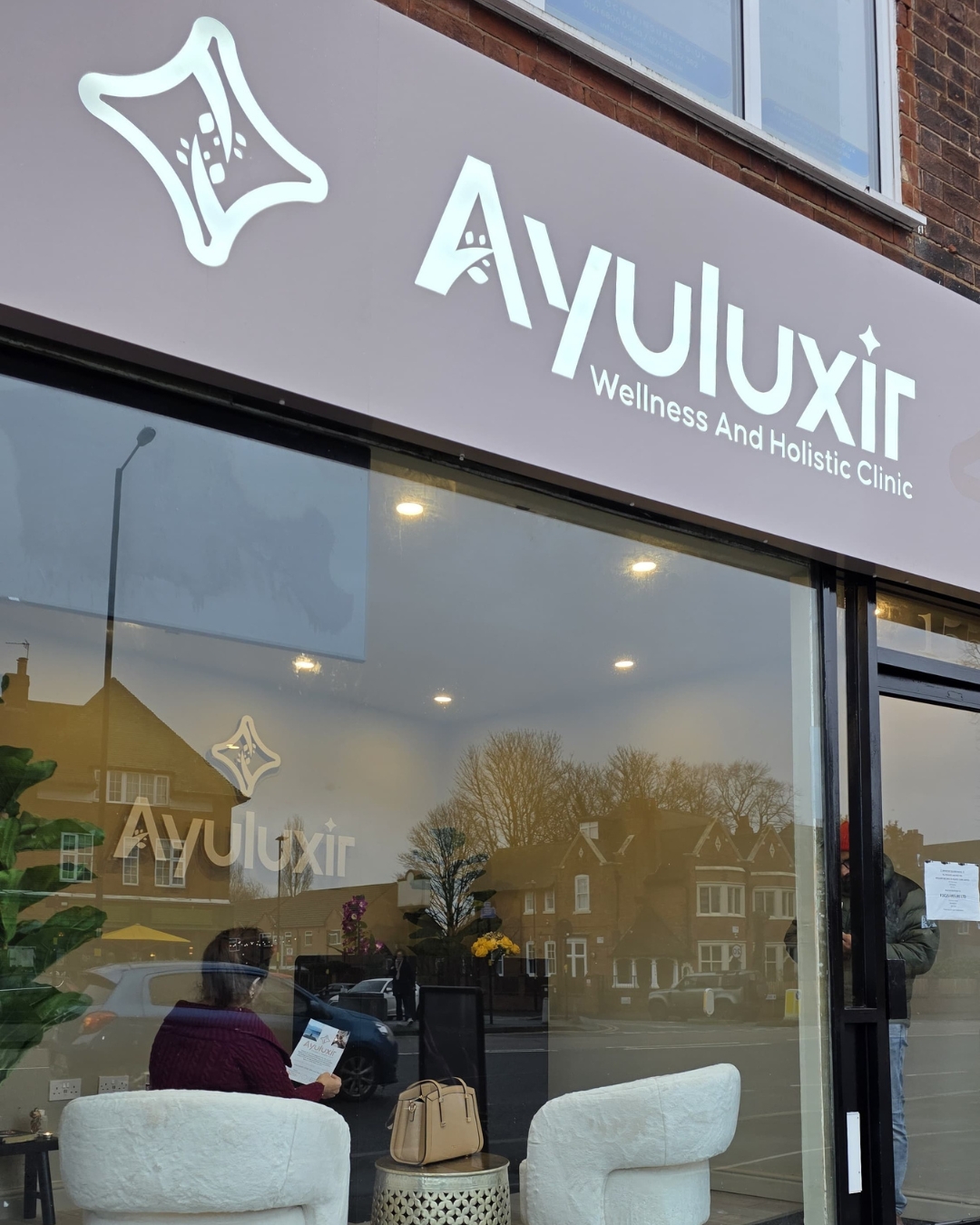 Ayuluxir Wellness and Holistic Clinic