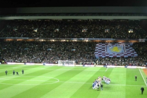 Birmingham : match de football de l'Aston Villa FC à Villa Park