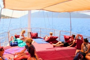Excursion en bateau sur l'île noire de Bodrum