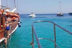Bodrum: Boat Cruise with Lunch and Optional Hotel Transfer
