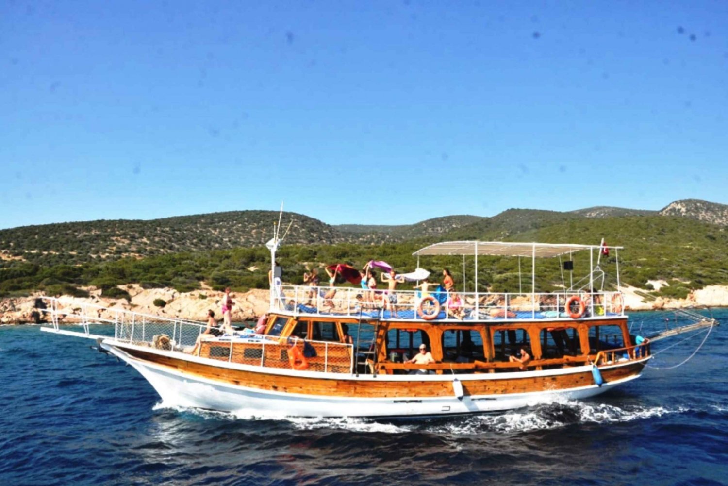 Bodrum : Tour en bateau des plages et des îles avec déjeuner