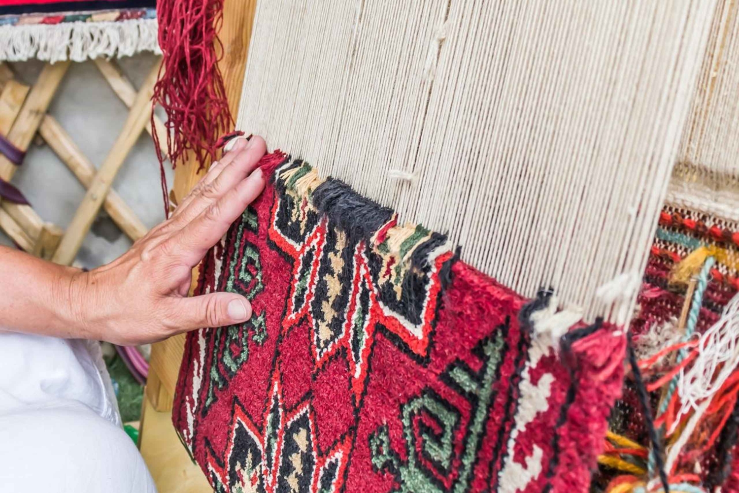 Bodrum: Etrim Village Artisan Experience with Weaving