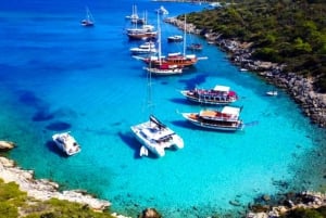 Bodrum Orak Island Boat Cruise with Lunch and Swimming