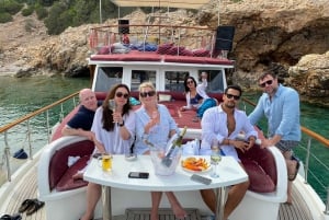 Bodrum: Private Bootstour auf der Halbinsel mit Mittagessen
