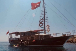 Bodrum: prywatna wycieczka łodzią po półwyspie z lunchem