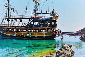 Bodrum: Wycieczka łodzią piracką z lunchem