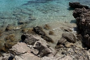 Bodrum: Privat motorbåtstur med badstopp och lunch