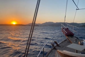 Bodrum privat båttur vid solnedgången