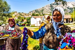 Bodrum: Tour del villaggio tradizionale con pranzo