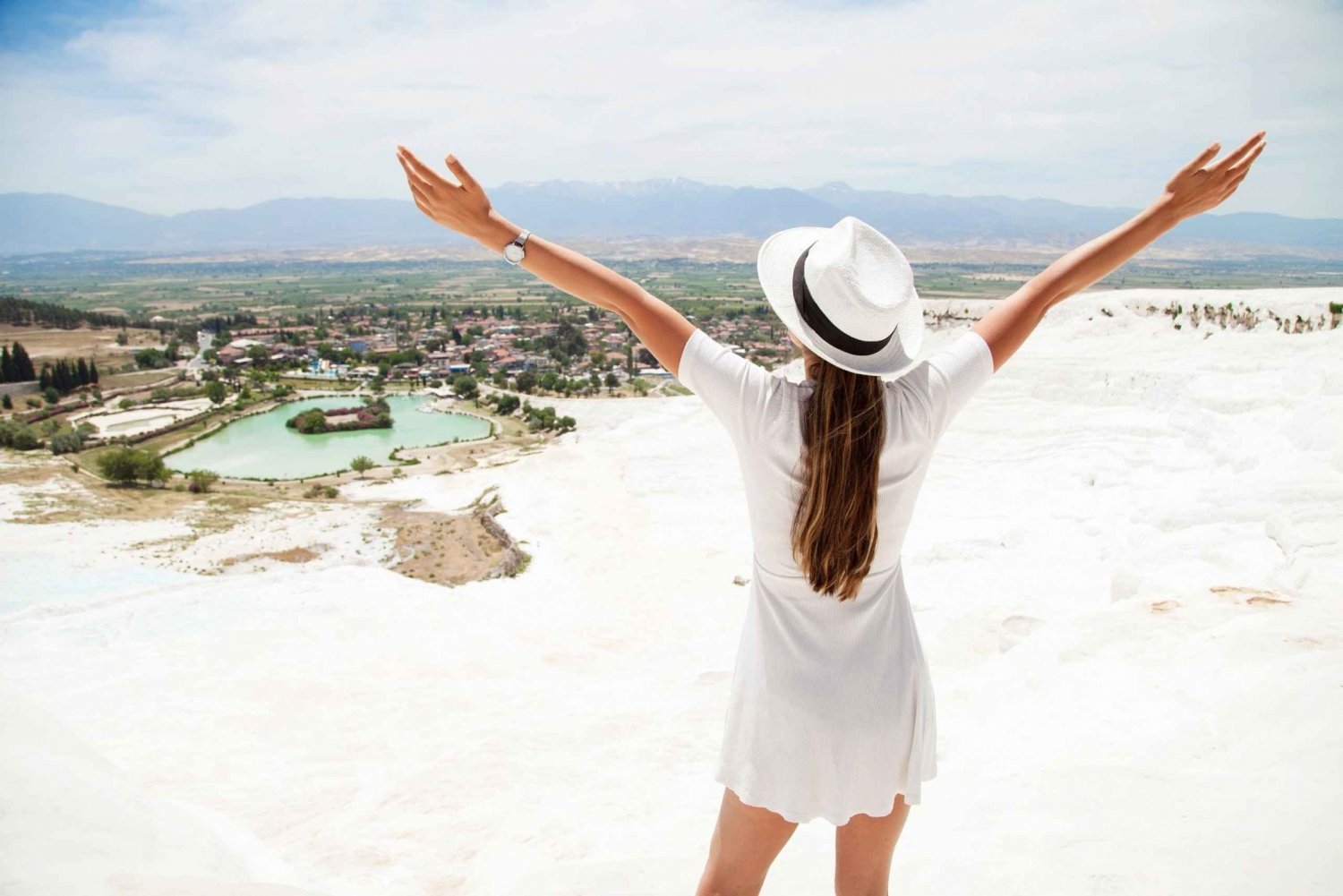 From Bodrum: Pamukkale & Hierapolis Guided Tour with Lunch