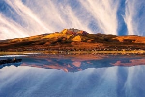 2-Day Private Tour Salar de Uyuni Including Tunupa Volcano