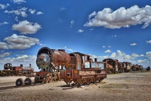 2-tägige private Tour zum Salar de Uyuni mit dem Vulkan Tunupa