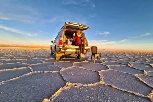 2-dagers privat tur til saltslettene i Uyuni, inkludert Tunupa-vulkanen
