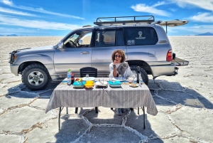 2-dagers privat tur til saltslettene i Uyuni, inkludert Tunupa-vulkanen