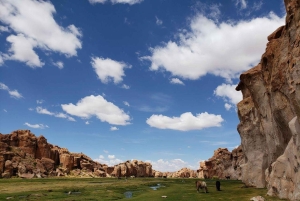 2-dagars privat rundtur: Uyuni Salt Flats till San Pedro de Atacama