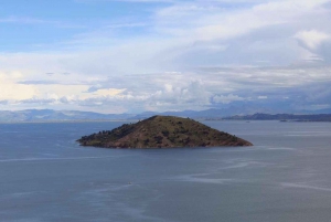 2D:Titicaca-søens flydende øer Uros og Taquile Island