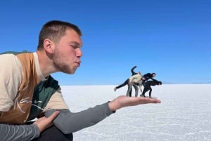 4D/3N SAN PEDRO DE ATACAMA-UYUNI (TUR OCH RETUR) DELAD TJÄNST