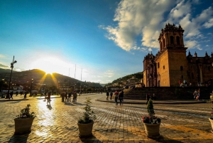 6-D Peru & Bolivia Tour: Cusco, Machu Picchu, La Paz, Uyuni