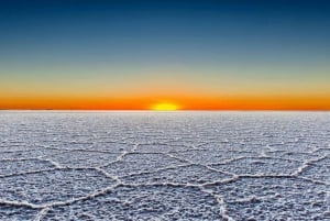 Excursion de 6 heures au lever du soleil au Salar de Uyuni avec petit-déjeuner