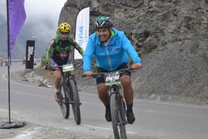 Bolivia: Death Road Bike Tour with Lunch and Hotel Transfer