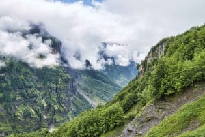 Bolivia: Death Road Bike Tour with Lunch and Hotel Transfer