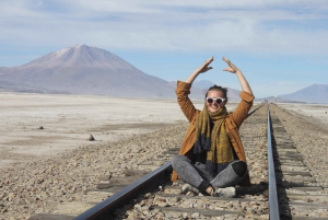 BOLIVIA: DISCOVER UYUNI SALT FLAT IN 2 DAYS/1 NIGHT