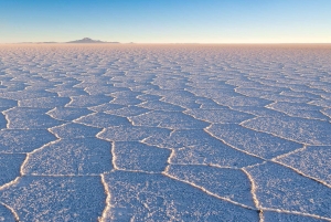 BOLIVIA: ONTDEK DE ZOUTVLAKTE VAN UYUNI & DE VULKAAN TUNUPA IN 2D/1N