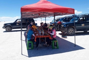 Klassisk Uyuni Salt Flats Tour 2 netter og 3 dager