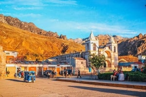 Day trip to the Colca Canyon with connection to Puno