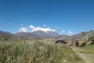 Private tour - Escaping to the valleys and canyons of La Paz