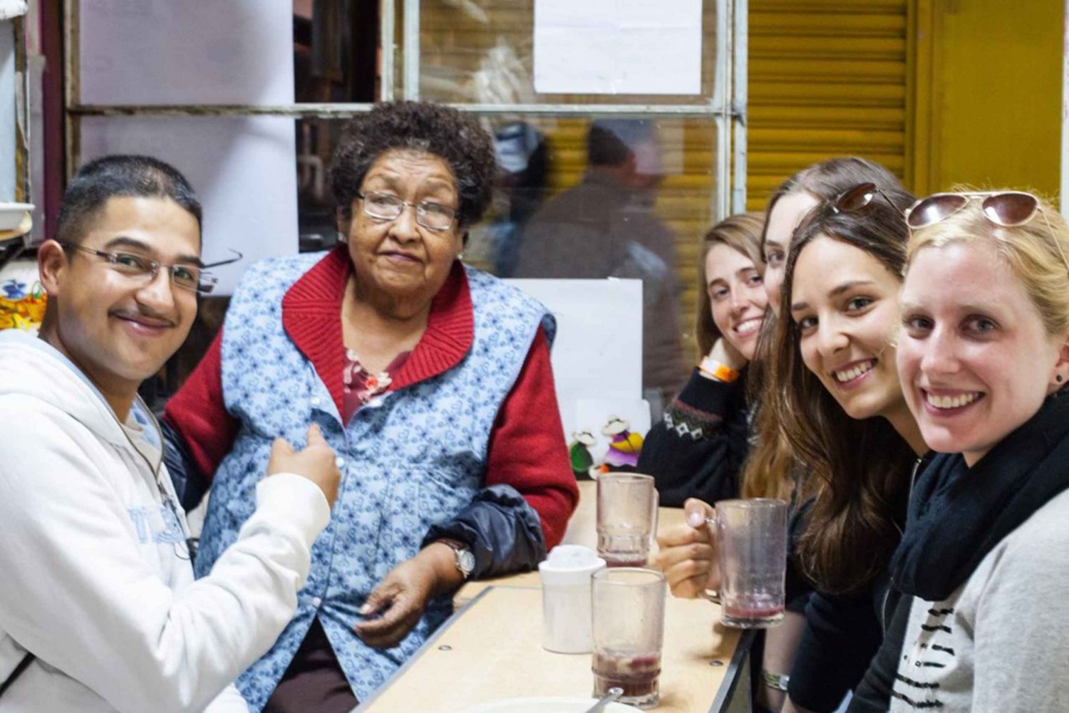 Tour gastronómico nocturno por La Paz