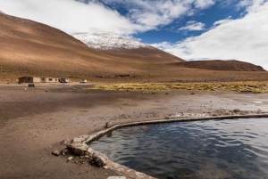 Utflykt till Salar de Uyuni och bussresa med övernattning