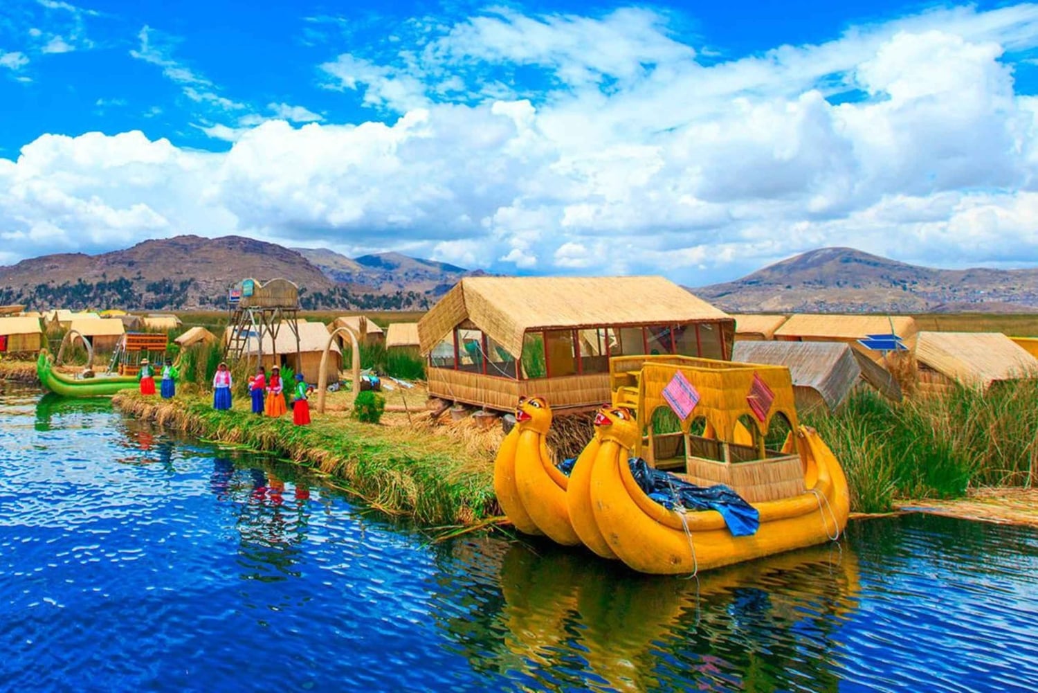 Utflykt till öarna Uros, Taquile och Amantani 2 dagar