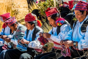 Excursion à l'île d'Uros, Amantani et Taquile 2D/1N