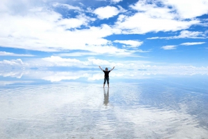 Fra Atacama: Uyuni Salt Flat 4-dager den største saltleiligheten