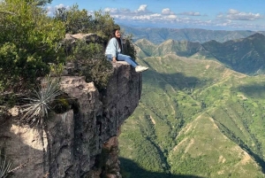De Cochabamba: 2 dias de passeio pelo Parque Nacional de Torotoro