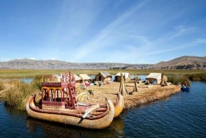 Da Cusco: Tour di 2 giorni sul Lago Titicaca con pernottamento in autobus