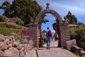 De Cusco: Lago Titicaca - excursão de 1 dia em ônibus com leito