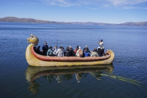 Cuscosta: Titicaca-järvi, Uros ja Amantani makuubussilla