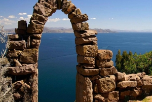 From Cusco: Lake Titicaca with a visit to Uros and Taquile