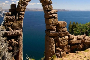 Z Cusco: Jezioro Titicaca z wizytą w Uros i Taquile