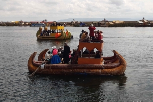 Z Cusco: Jezioro Titicaca z wizytą w Uros i Taquile