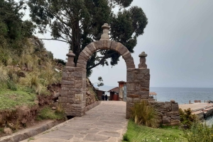 Z Cusco: Jezioro Titicaca z wizytą w Uros i Taquile