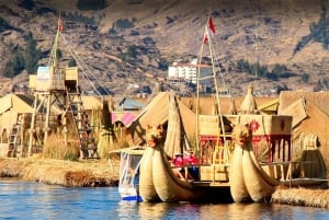 From Cusco: Overnight Bus to Puno and Lake Titicaca Day Tour