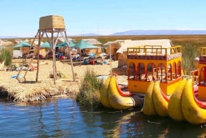 From Cusco: Overnight Bus to Puno and Lake Titicaca Day Tour