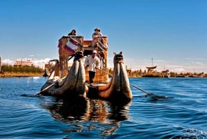 From Cusco: Overnight Bus to Puno and Lake Titicaca Day Tour