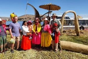 Von Cusco aus: Puno Tour 2 Tage Uros, Amantaniny und Taquile