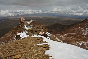 Fra: La Paz: Chacaltaya Mountain og Moon Valley Day Tour