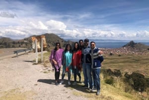 Da La Paz: tour di un giorno al lago Titicaca di Copacabana e all'isola del sole