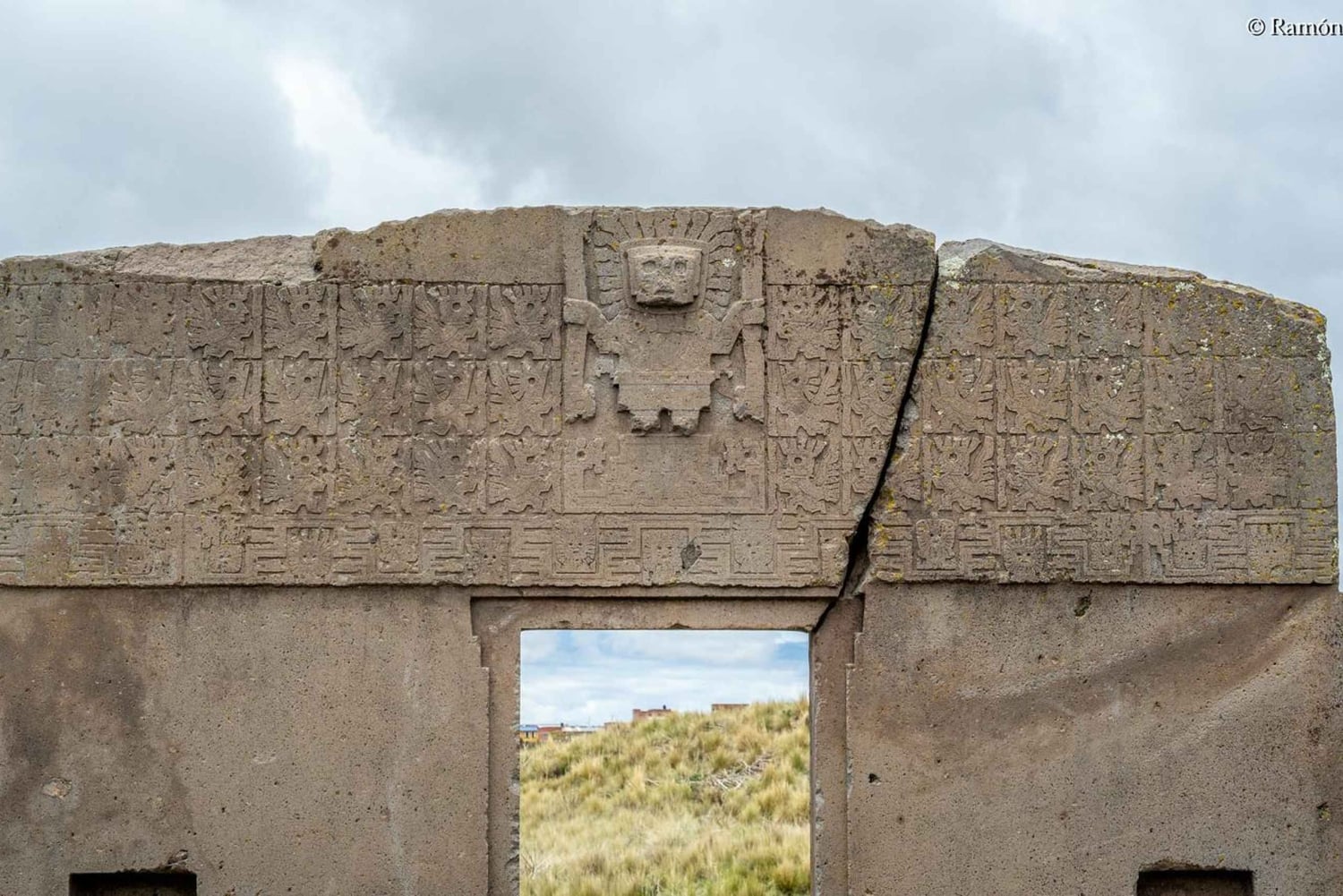 Z La Paz: Wycieczka z przewodnikiem po ruinach Tiwanaku